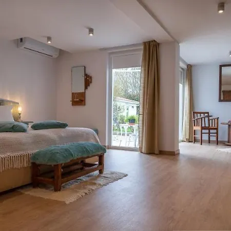 招待所 Casa Dos Castanheiros 3*