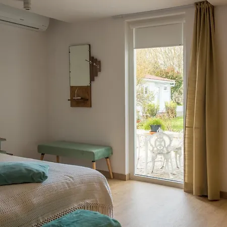 Casa Dos Castanheiros 招待所